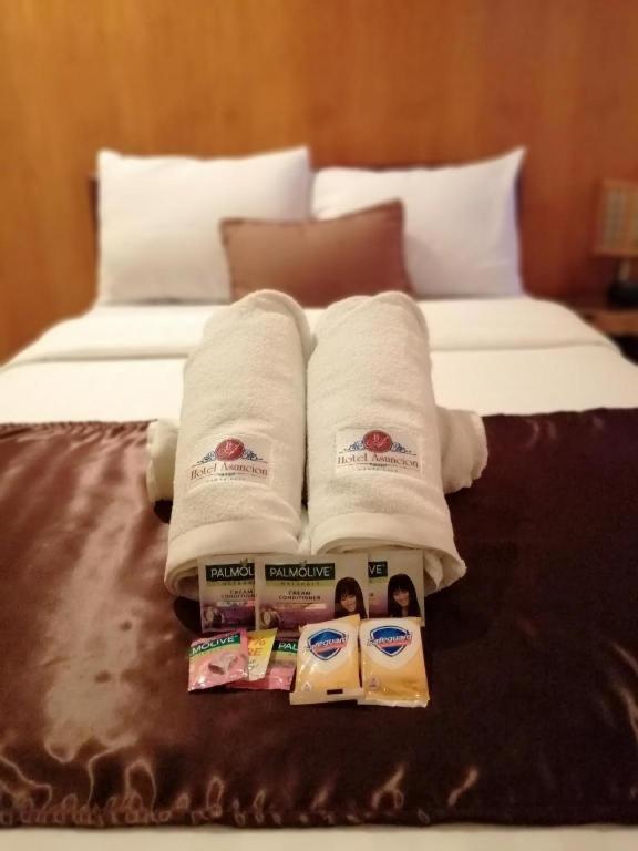Hotel Asuncion Лаоаг Екстер'єр фото